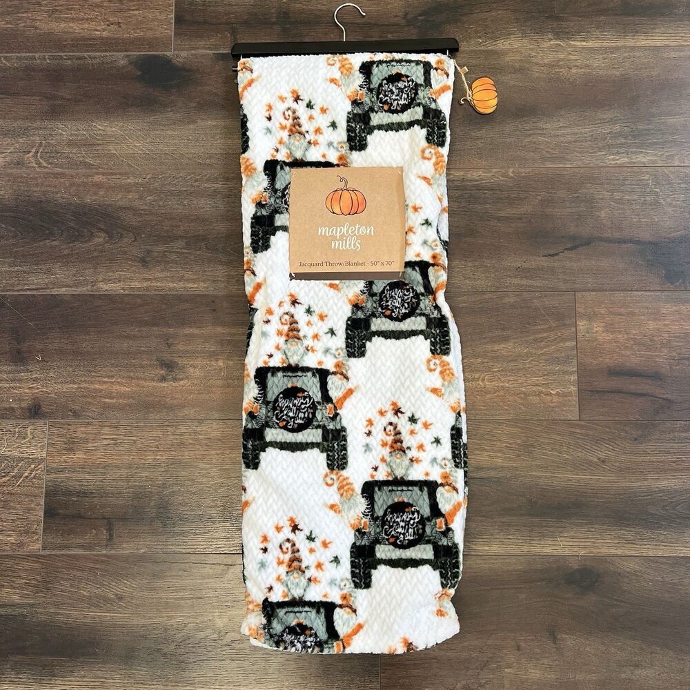 Mapleton Mills Fall Gnome Jeep Wrangler Bronco Jacquard Plush Throw Blanket NWT
